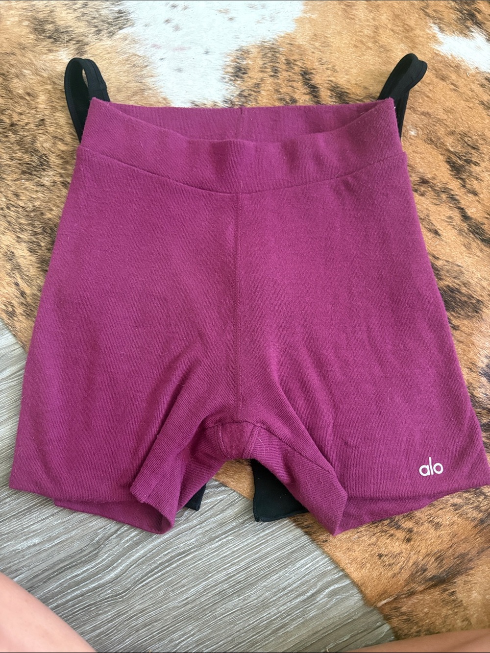 ALO Yoga Women's High-Rise Plum Bike Shorts